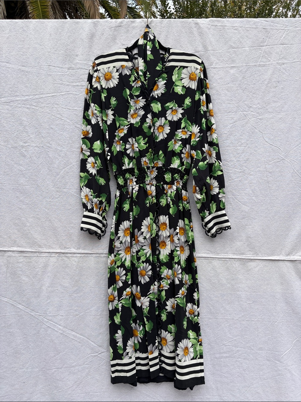 Black Daisy Print Long Sleeve Midi Dress